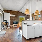 בית נופש Aurelie - 800m From The Sea By Interhome *
