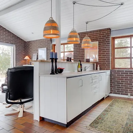 Aurelie - 800m From The Sea In Nw Jutland By Interhome *